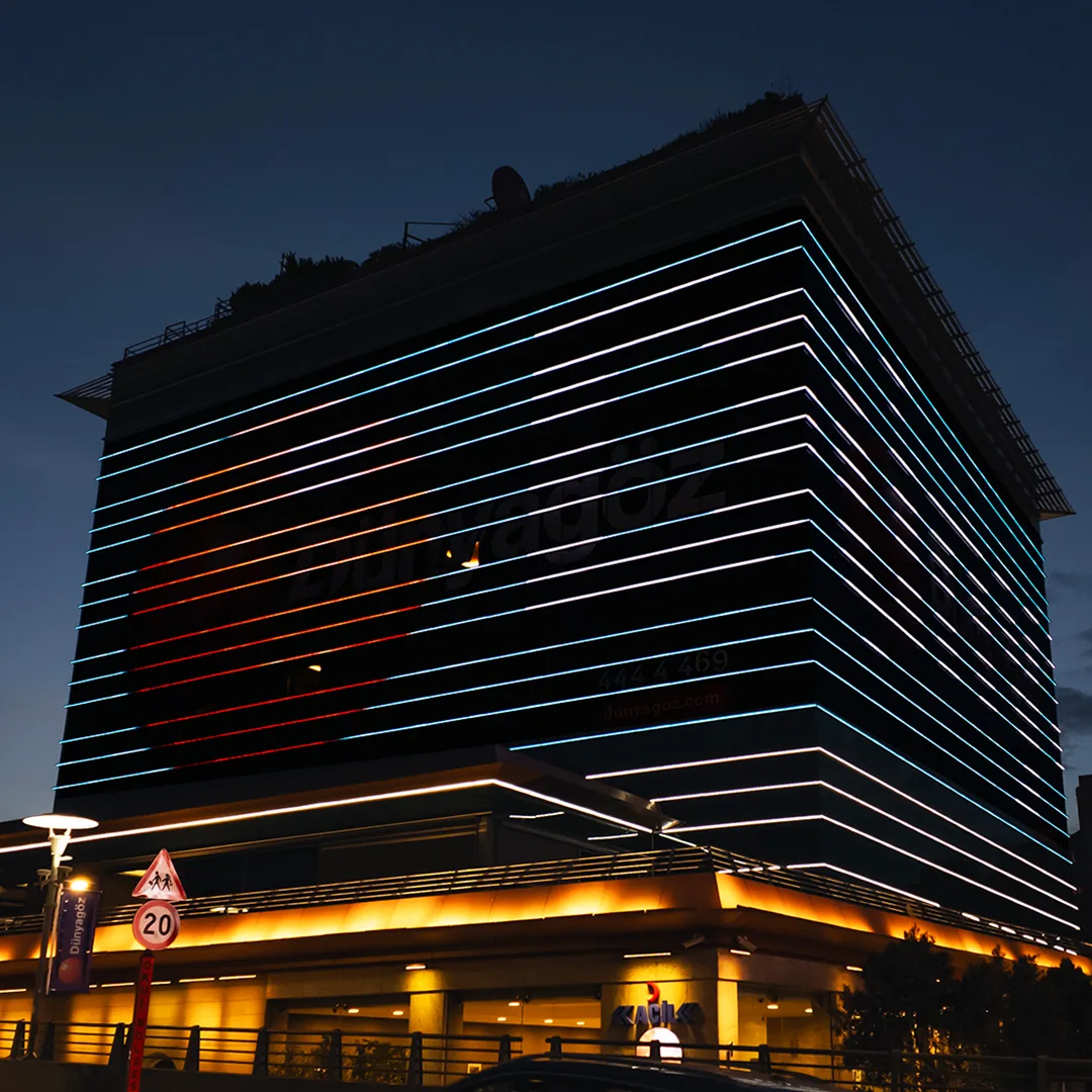 Dünyagöz Hastanesi RGB cephe LED aydınlatma uygulaması