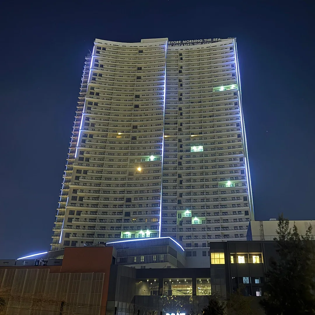 Radisson Blu otel cephe animasyon sistemi görünümü