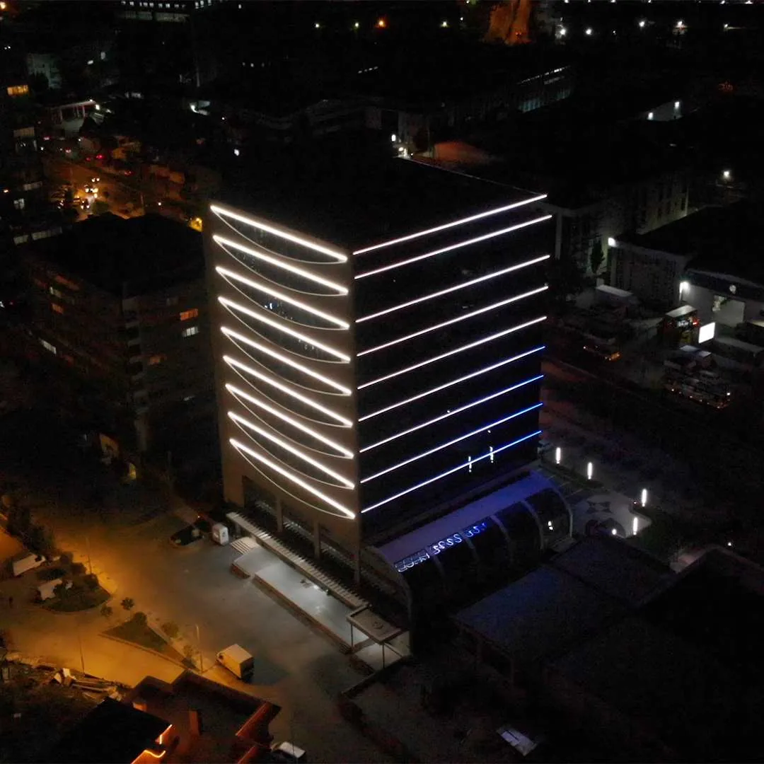 Skytech Genel Müdürlük kurumsal cephe animasyon sistemi